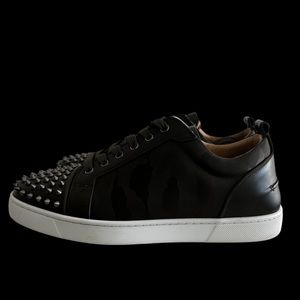 Louis Junior Spikes